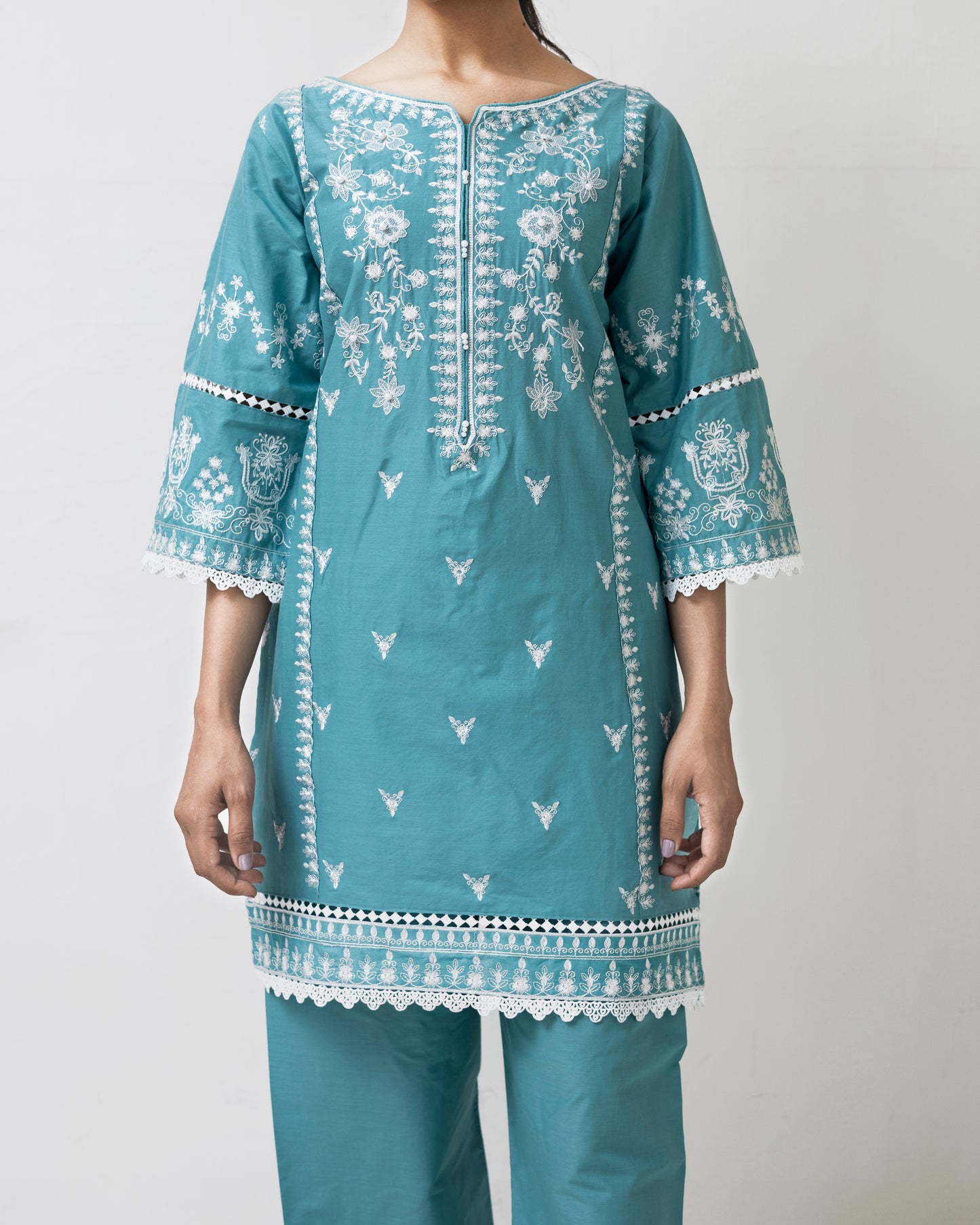 Stitched Embroidered lawn 2piece