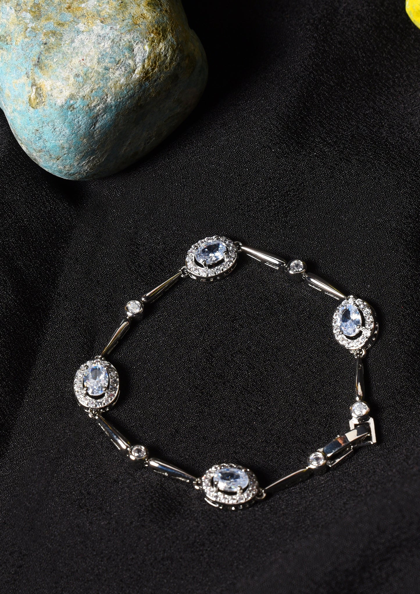 Zircon bracelet